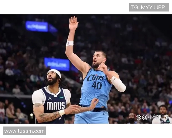 独行侠与快船激战四场谁能在季后赛中笑到最后